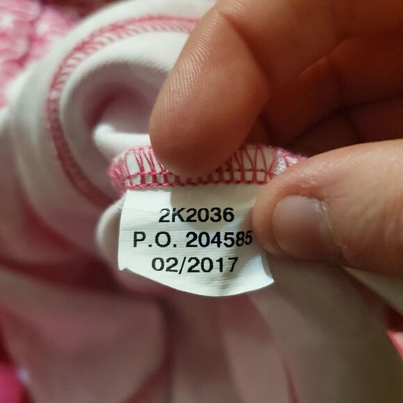 Vineyard Vines pink&white whale tail 1/4 zip Jersey pullover sz small - Picture 4 of 5